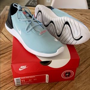Nike Hakata women’s 11